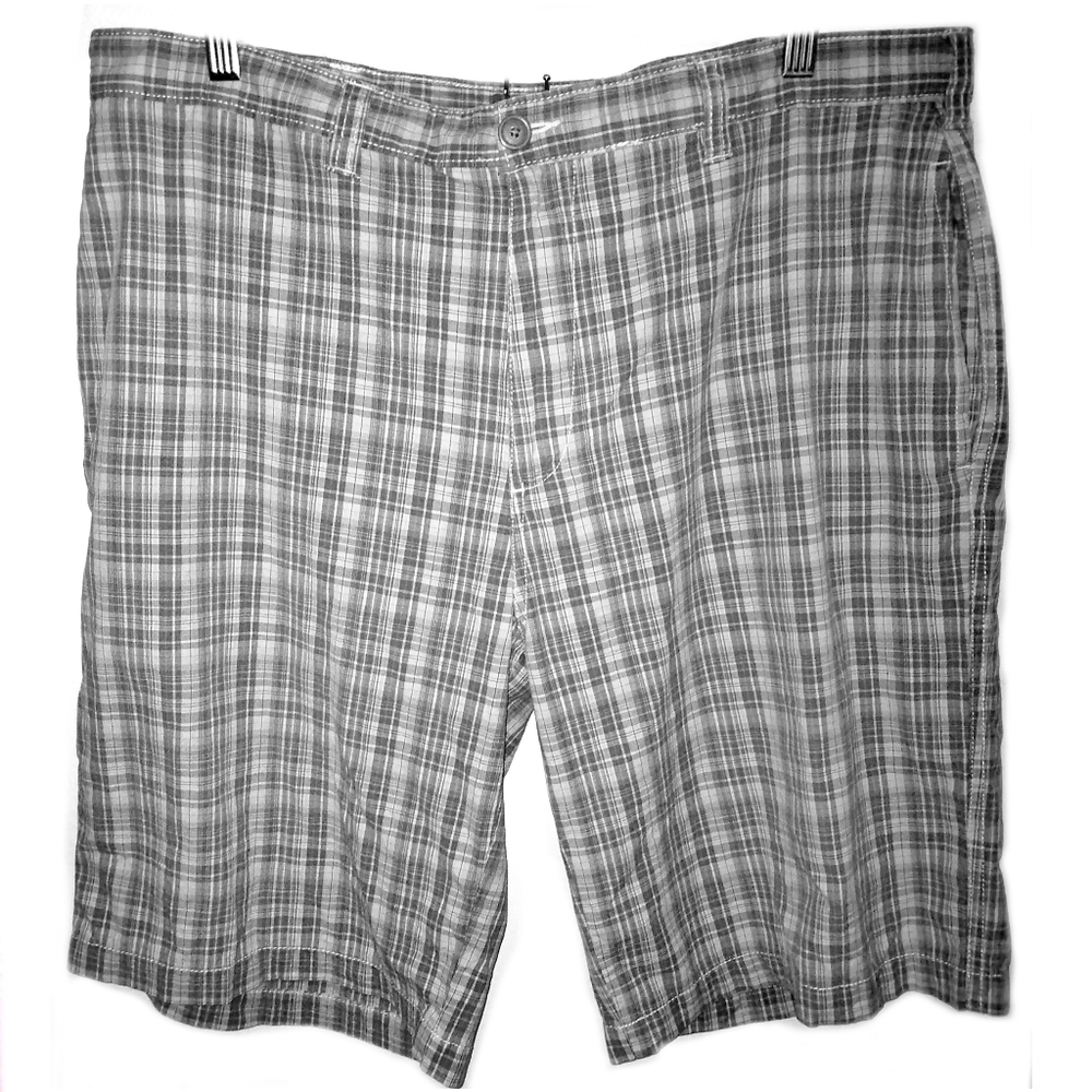 PERRY ELLIS AMERICA MEN'S PLAID SHORTS 36W